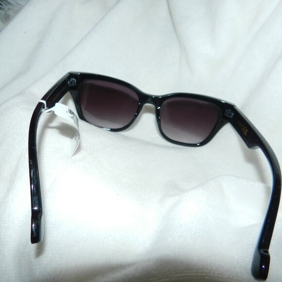 Jessica Simpson Square Frame Sunglasses Accents & Logos J6372-OX NWT🆕⌚📦🏃💨🚚 - Picture 7 of 15